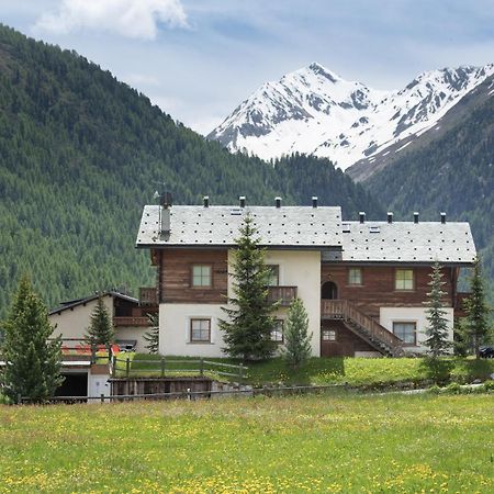Residence Le Cascate 리비뇨 외부 사진