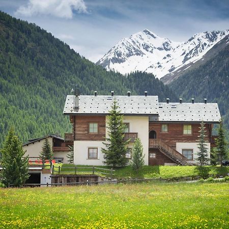Residence Le Cascate 리비뇨 외부 사진